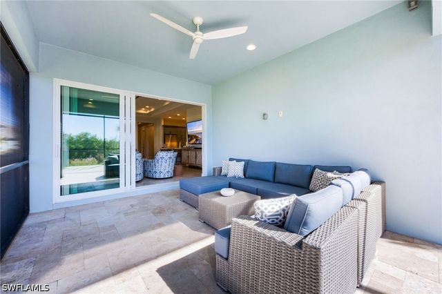 6439 Negril Isle DR, Naples, FL 34113