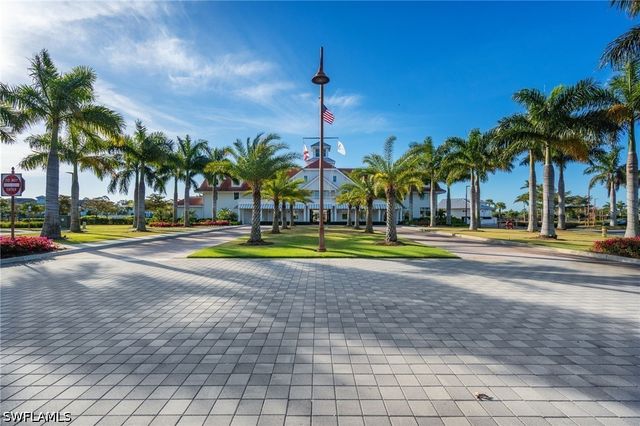 6439 Negril Isle DR, Naples, FL 34113