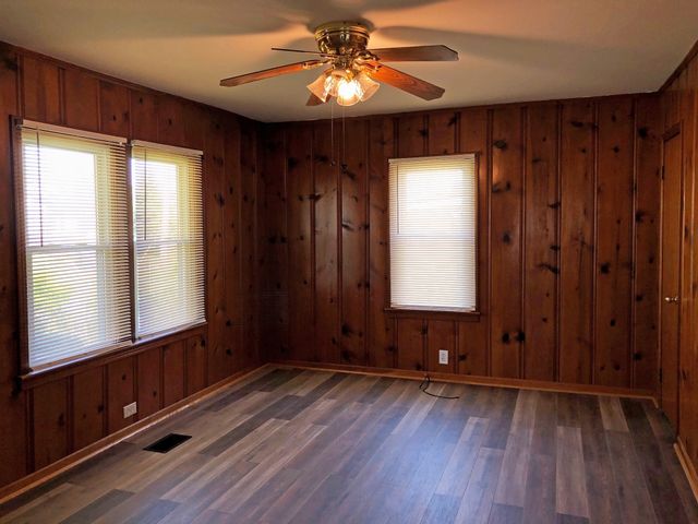 113 Depot St, Goodlettsville, TN 37072