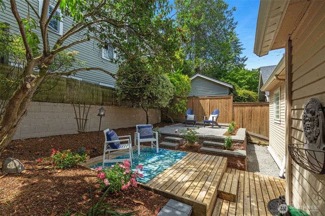 155 Florentia Street, Seattle, WA 98109