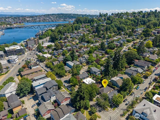 155 Florentia Street, Seattle, WA 98109