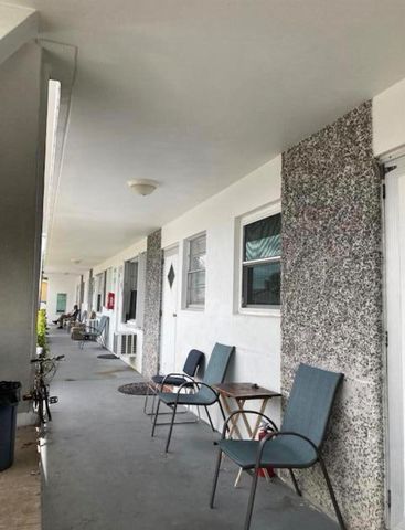 602 N H Street 1a, Lake Worth Beach, FL 33460