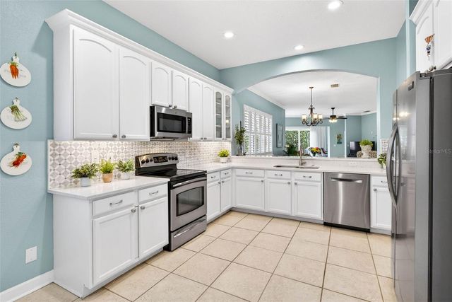 5215 FAIRWAY ONE DRIVE, Valrico, FL 33596