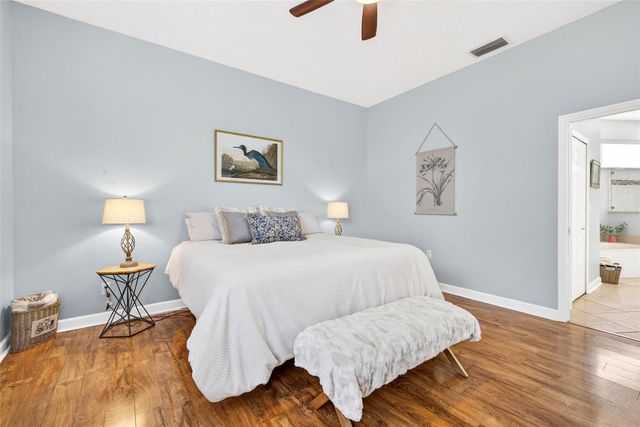 5215 FAIRWAY ONE DRIVE, Valrico, FL 33596