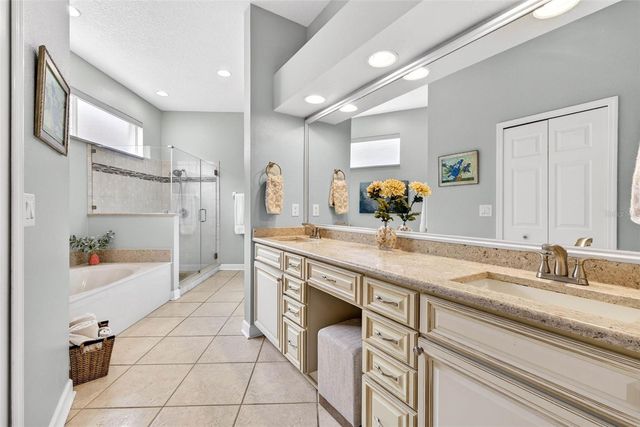 5215 FAIRWAY ONE DRIVE, Valrico, FL 33596