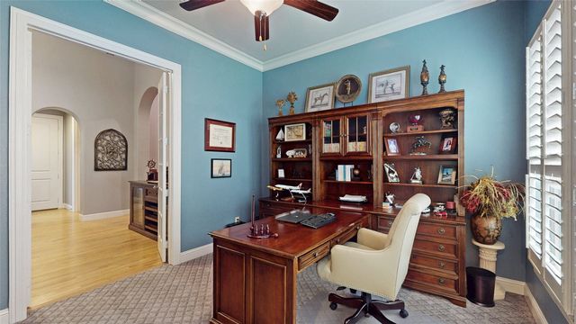 8900 Bluestem Drive, Lantana, TX 76226