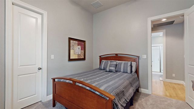 8900 Bluestem Drive, Lantana, TX 76226