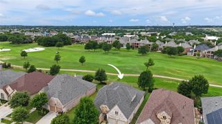 8900 Bluestem Drive, Lantana, TX 76226