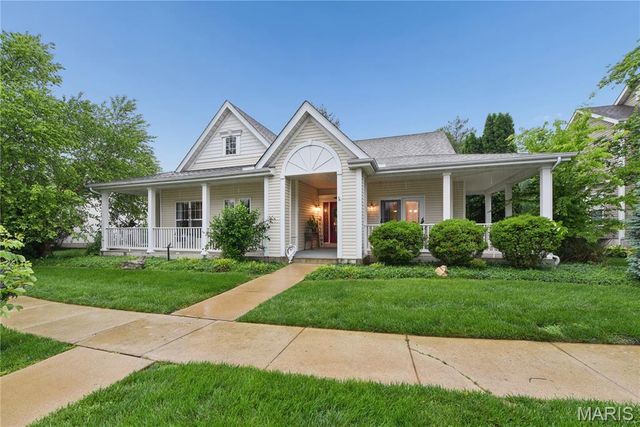 715 Rolling Wind Drive, O'fallon, MO 63368