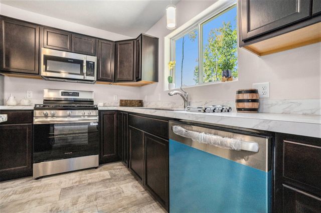 12712 S Elder Avenue, Grant, MI 49327