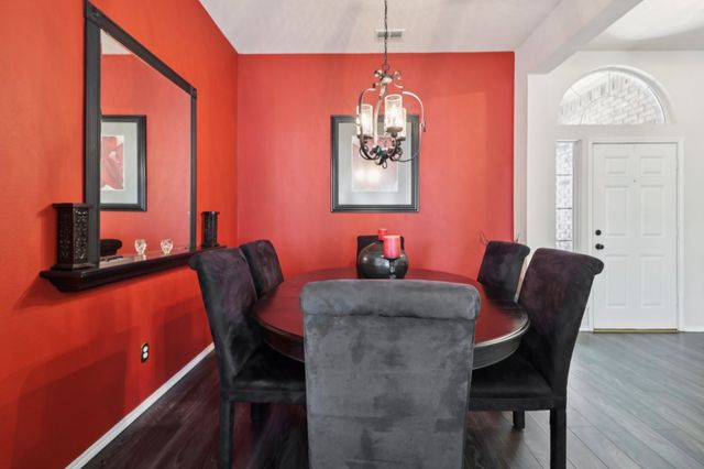 2845 Birmingham Drive, Grand Prairie, TX 75052