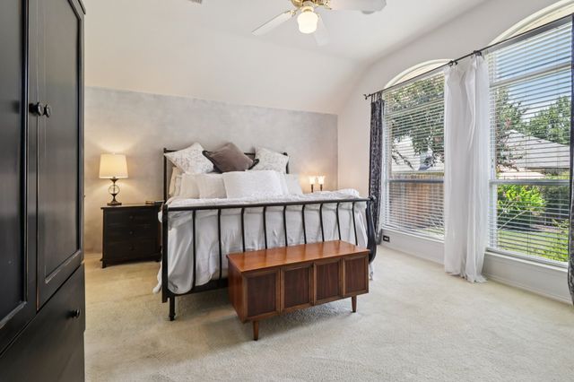 2845 Birmingham Drive, Grand Prairie, TX 75052
