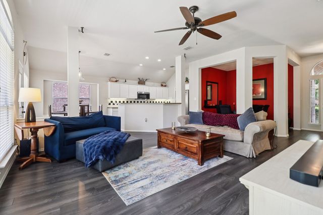 2845 Birmingham Drive, Grand Prairie, TX 75052