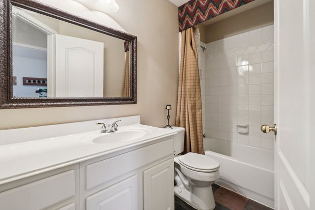 2845 Birmingham Drive, Grand Prairie, TX 75052