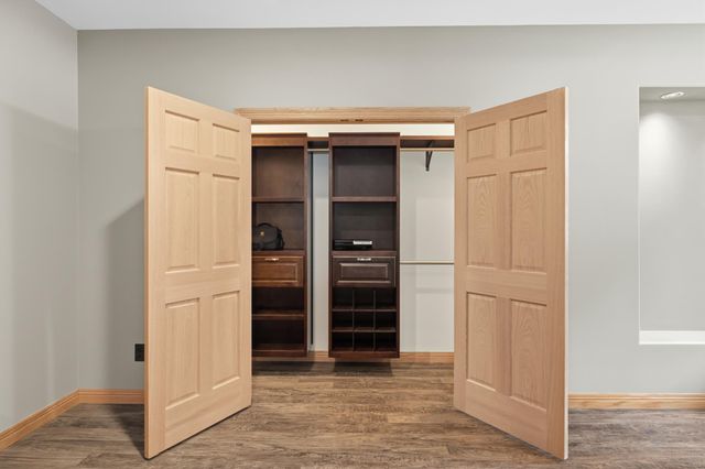 1827 7th Street E, West Fargo, ND 58078