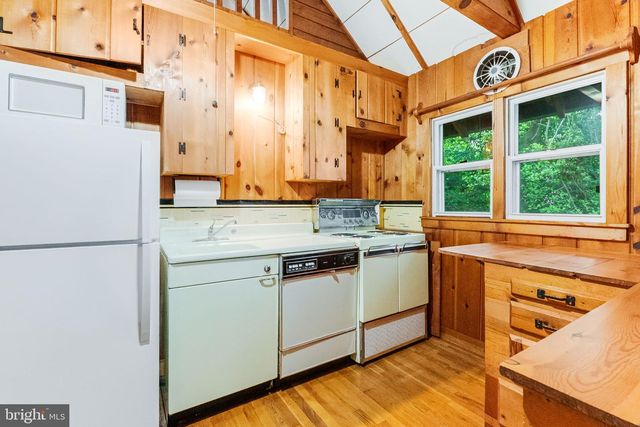 2138 CEDAR RD, Port Republic, MD 20676