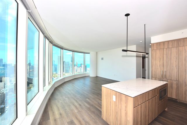 1000 S Michigan Avenue 5701, Chicago, IL 60605