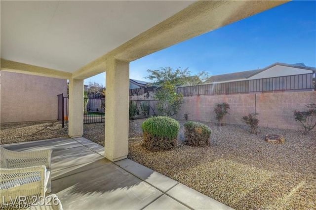 2220 Waterton Rivers Drive, Henderson, NV 89044