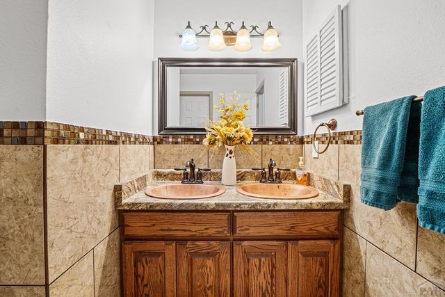 140 Regency Blvd, Pueblo, CO 81005