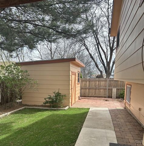 140 Regency Blvd, Pueblo, CO 81005