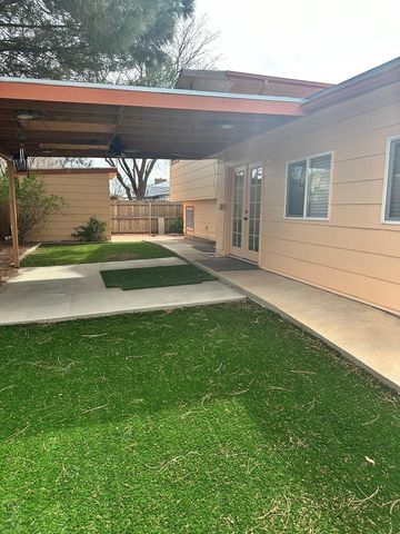 140 Regency Blvd, Pueblo, CO 81005