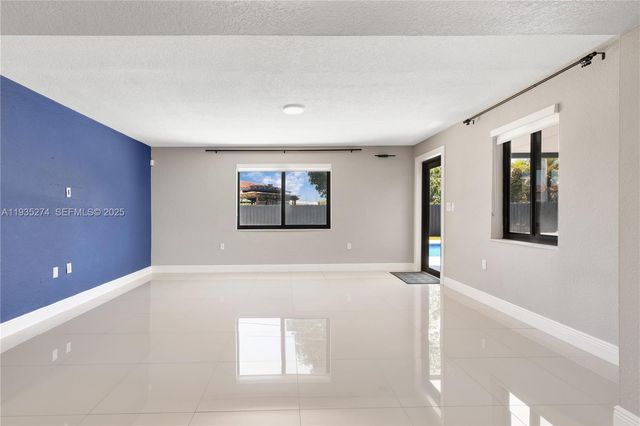 4165 W 5th Ln 0, Hialeah, FL 33012