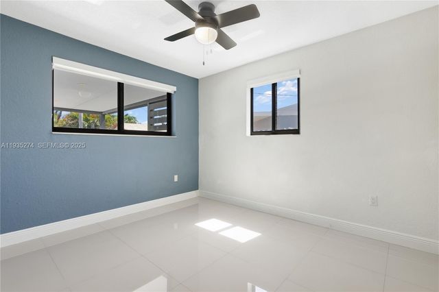 4165 W 5th Ln 0, Hialeah, FL 33012