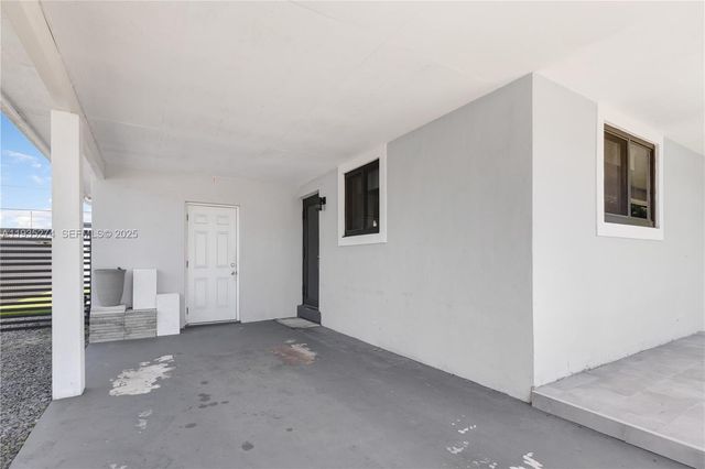 4165 W 5th Ln 0, Hialeah, FL 33012