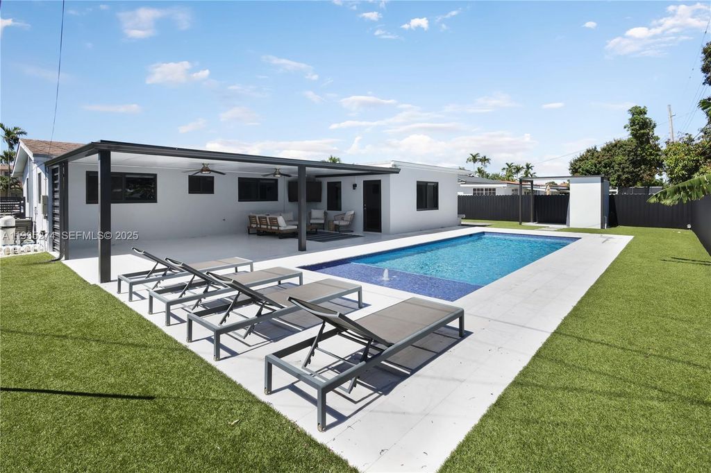 4165 W 5th Ln 0, Hialeah, FL 33012