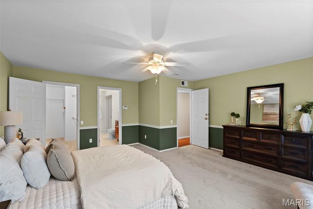 442 Royalwood Drive, Creve Coeur, MO 63141