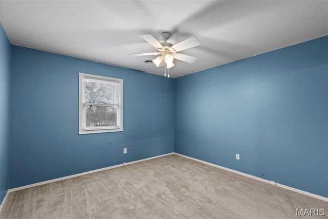 442 Royalwood Drive, Creve Coeur, MO 63141