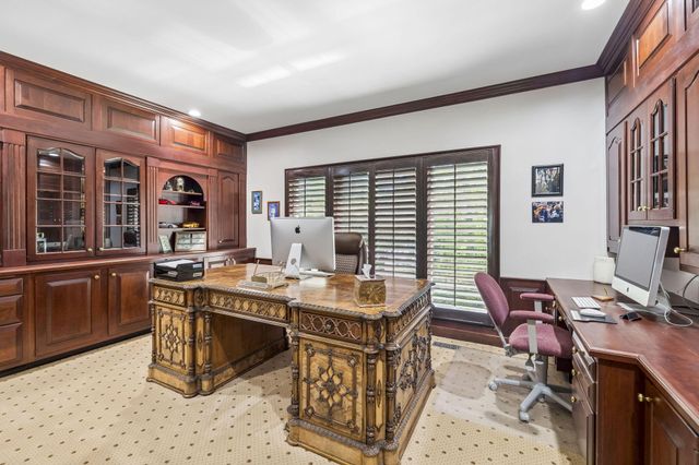 1706 Habersham Way, Dalton, GA 30720