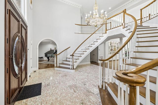 1706 Habersham Way, Dalton, GA 30720