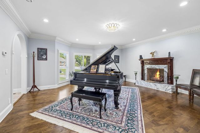1706 Habersham Way, Dalton, GA 30720