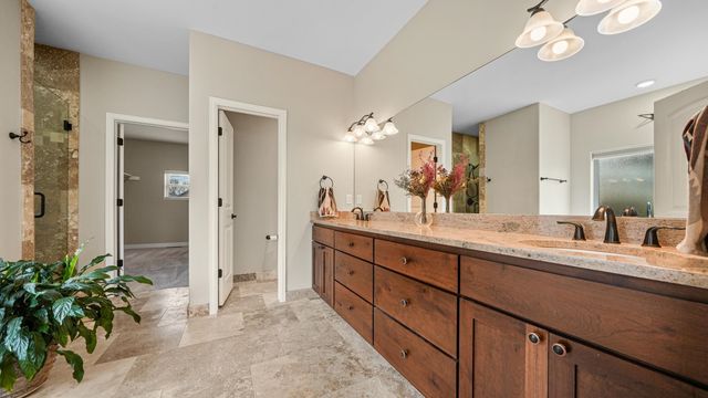 2042 Constitution Loop, Montrose, CO 81401
