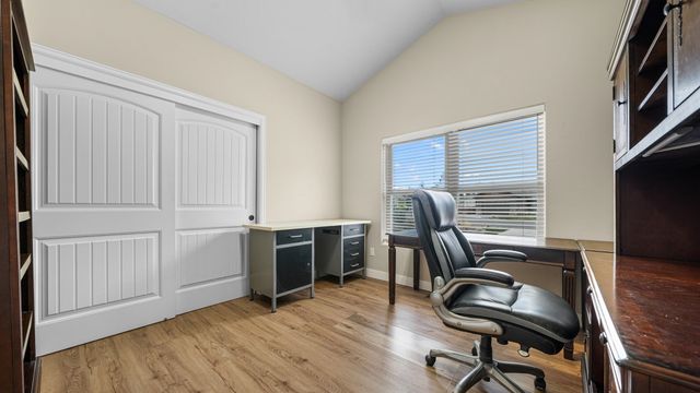 2042 Constitution Loop, Montrose, CO 81401