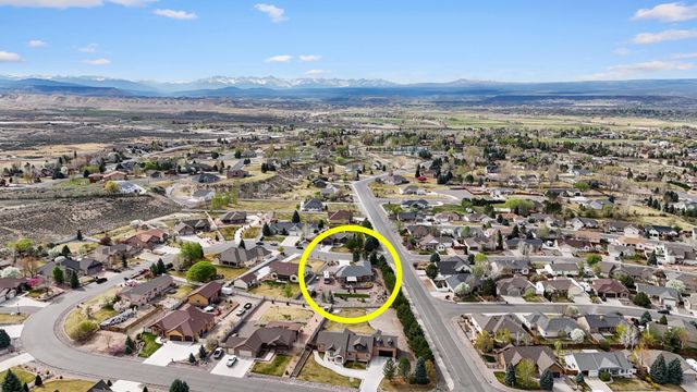 2042 Constitution Loop, Montrose, CO 81401