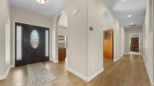 2042 Constitution Loop, Montrose, CO 81401