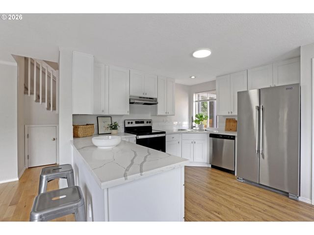 17263 Nw BLACKTAIL Dr, Portland, OR 97229