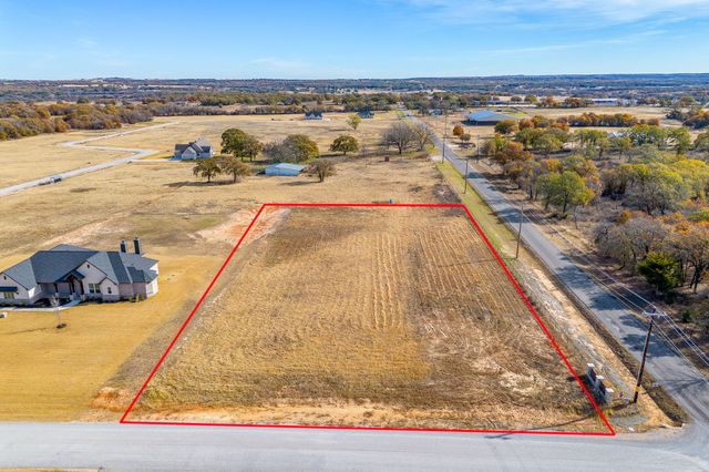 100 Prairie Winds Drive, Poolville, TX 76487