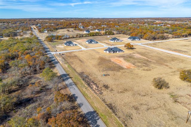 100 Prairie Winds Drive, Poolville, TX 76487