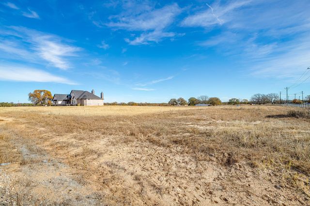 100 Prairie Winds Drive, Poolville, TX 76487