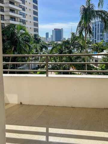 2500 Parkview Drive 615, Hallandale Beach, FL 33009