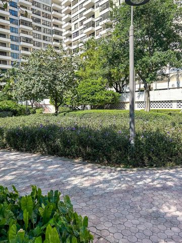 2500 Parkview Drive 615, Hallandale Beach, FL 33009