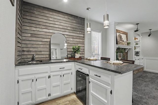 13308 Shady Tree Place, Edmond, OK 73013