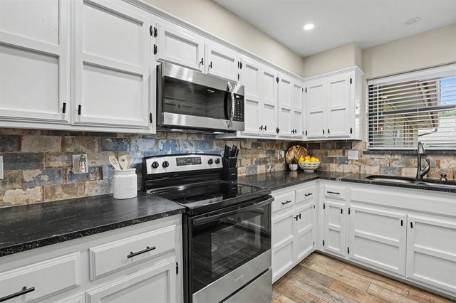 13308 Shady Tree Place, Edmond, OK 73013