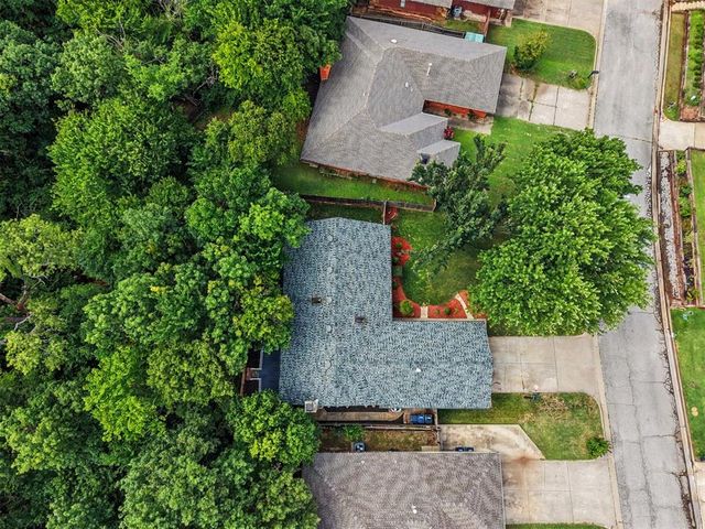 13308 Shady Tree Place, Edmond, OK 73013