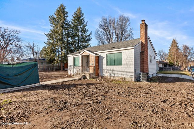 213 E Harrison Ave, Coeur D'alene, ID 83814