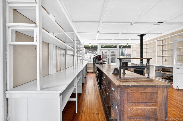 412 N Liberty Drive, Tomkins Cove, NY 10986