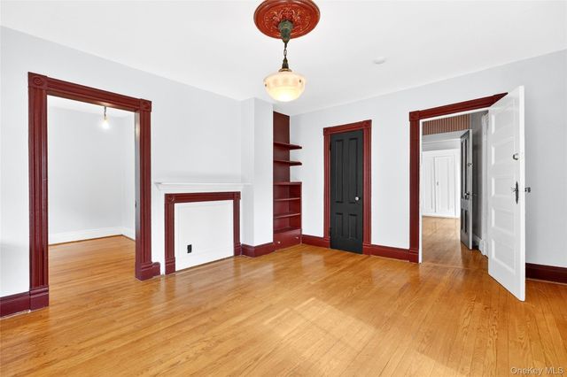 412 N Liberty Drive, Tomkins Cove, NY 10986